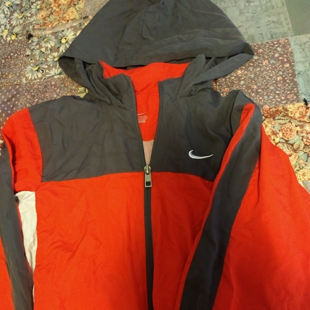 Nike lightweight hoodie